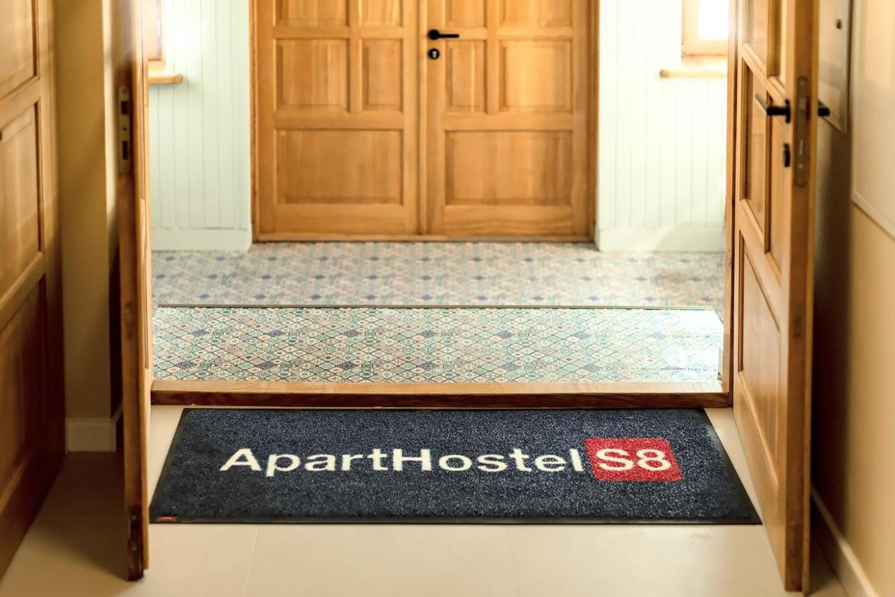 Apart Hostel S8 Blizne Jasinskiego Bagian luar foto